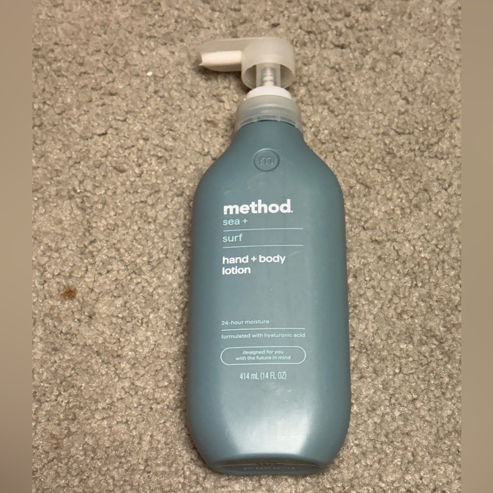 NWT Method hand and body lotion
- Sea
- Surf